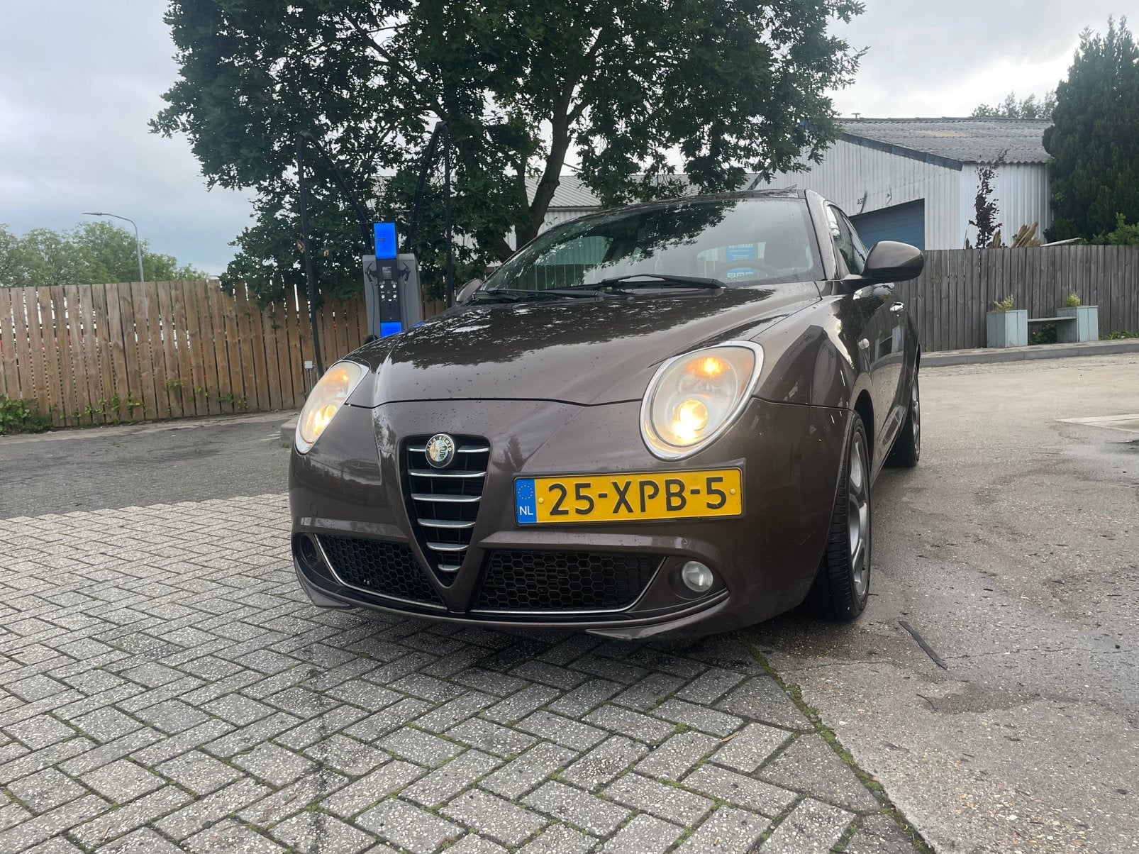 Alfa Romeo MiTo 1.3 D 62KW 2012 Bruin, Voorwielaandrijving, Zwart, 4 cilinders, Bruin