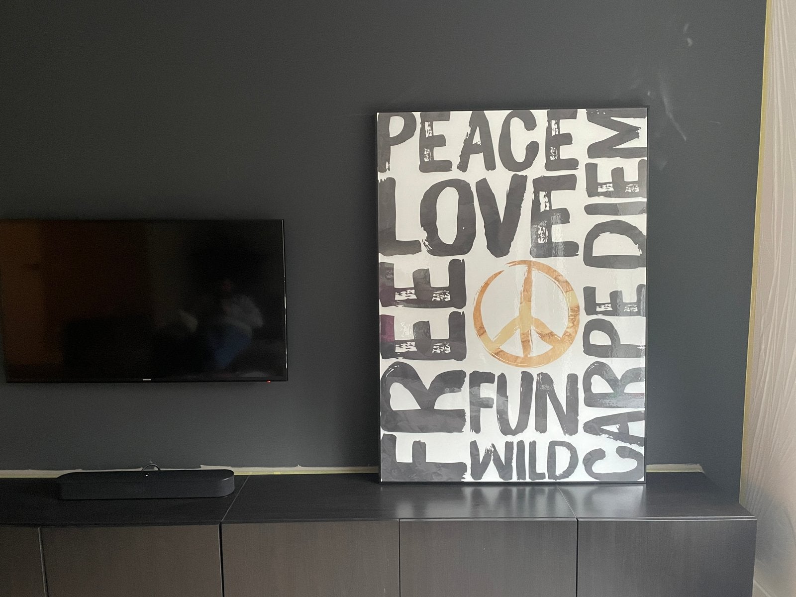 Grote wanddecoratie 'Peace Love Fun Wild Carpe Diem', Ophalen