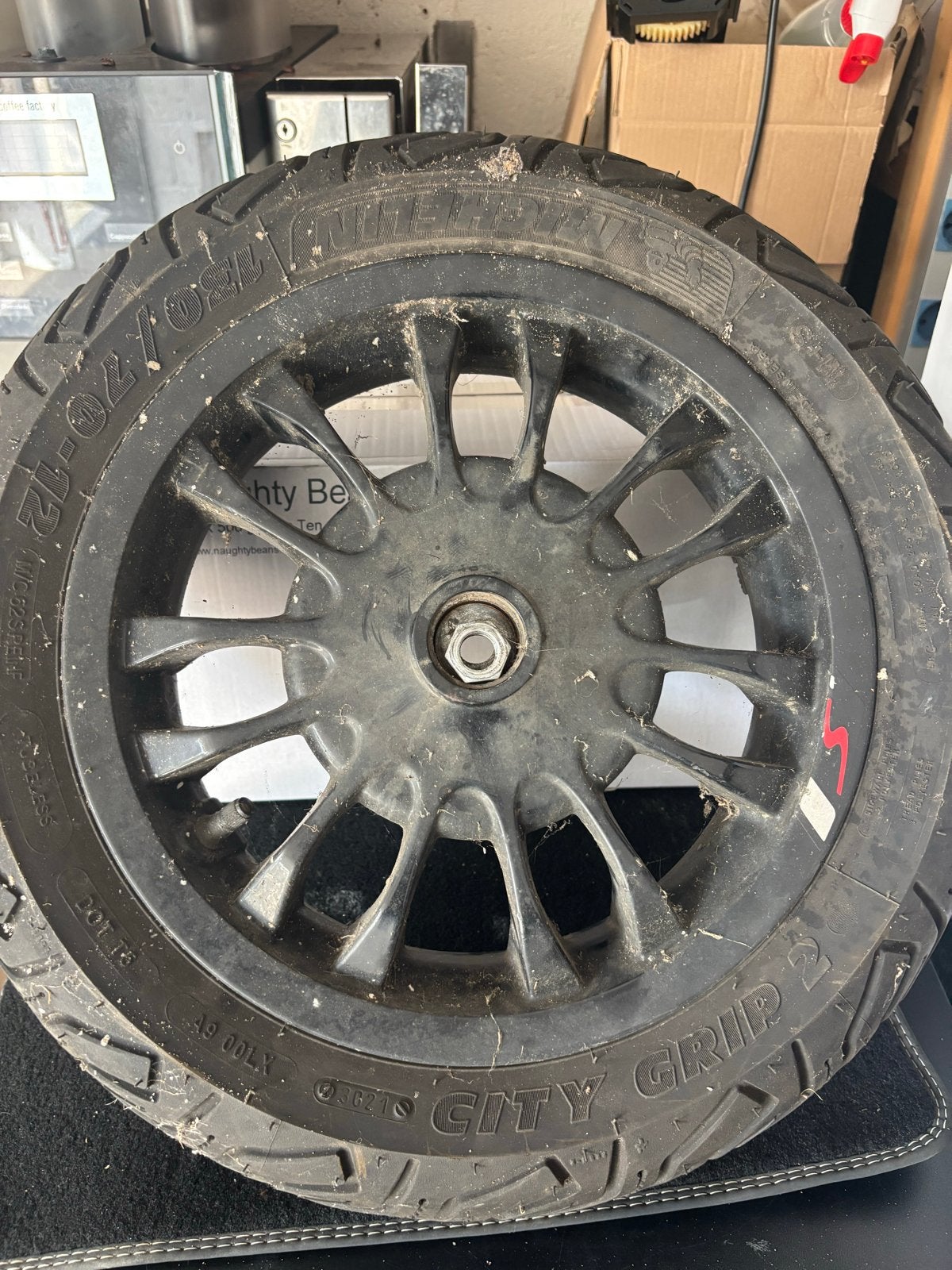 Vespa sprint Banden en Velgen 12 inch, Ophalen, Gebruikt, Overige typen, Overige merken