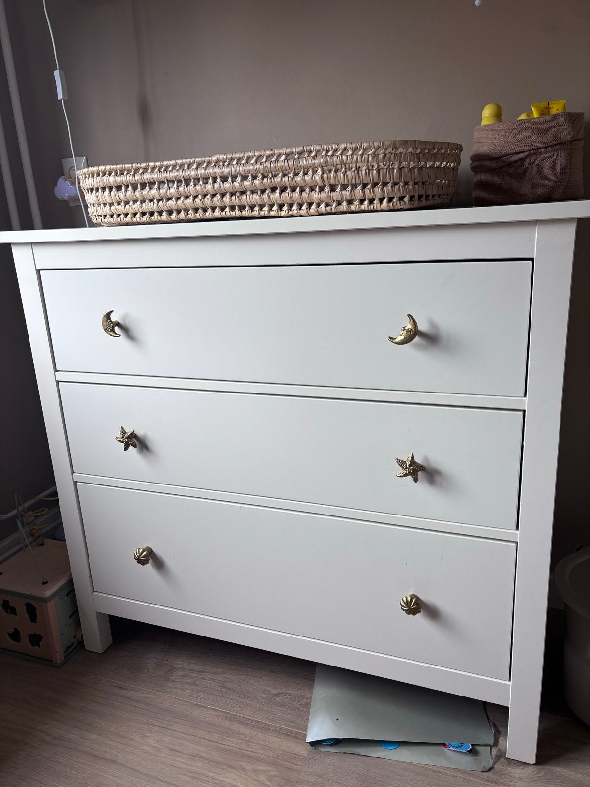 IKEA Commode met gouden handgrepen, Ophalen, Gebruikt, 100 cm of meer, Minder dan 50 cm