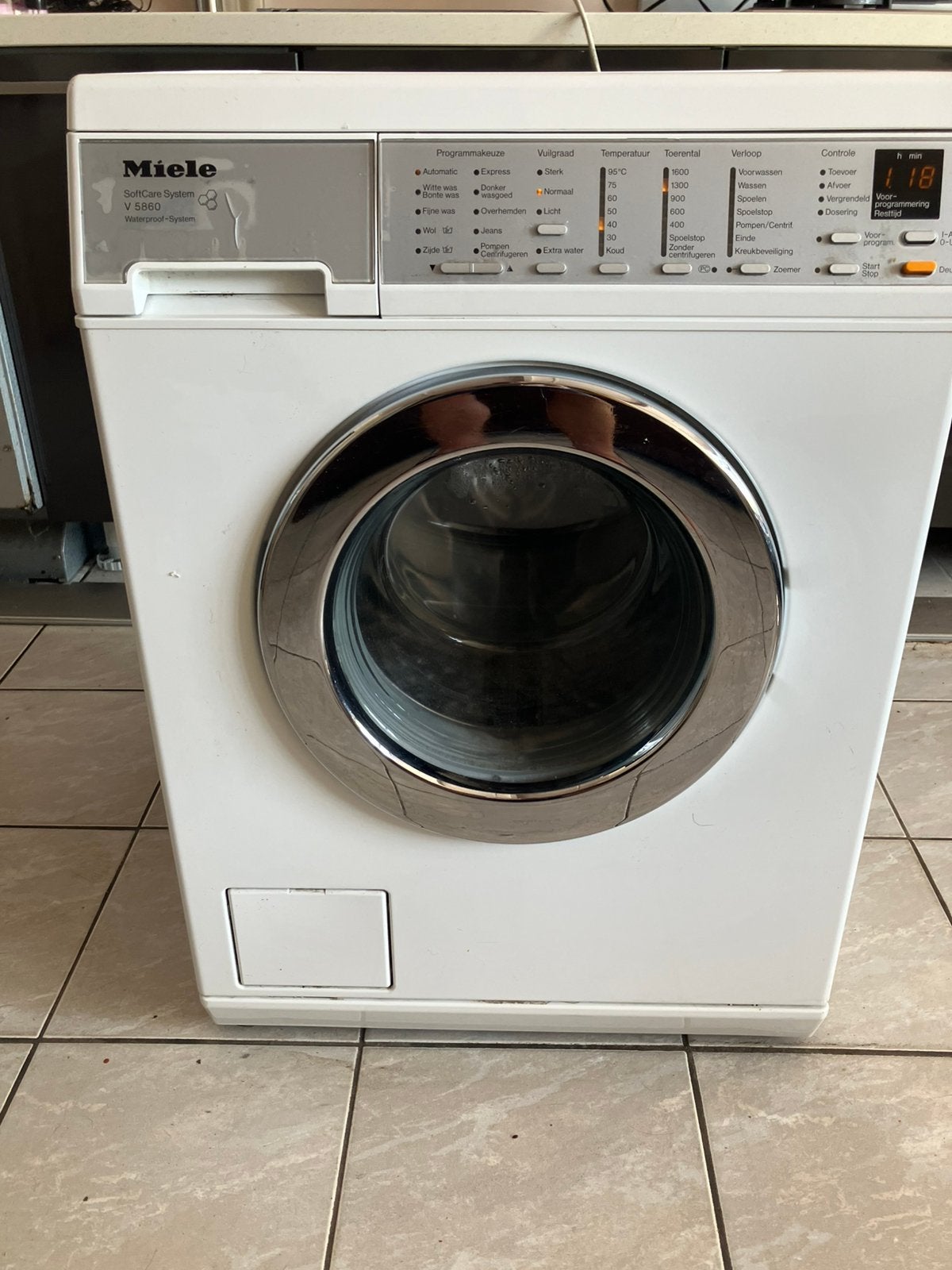 Miele wasmachine, Ophalen, Gebruikt, 1200 tot 1600 toeren, 85 tot 90 cm