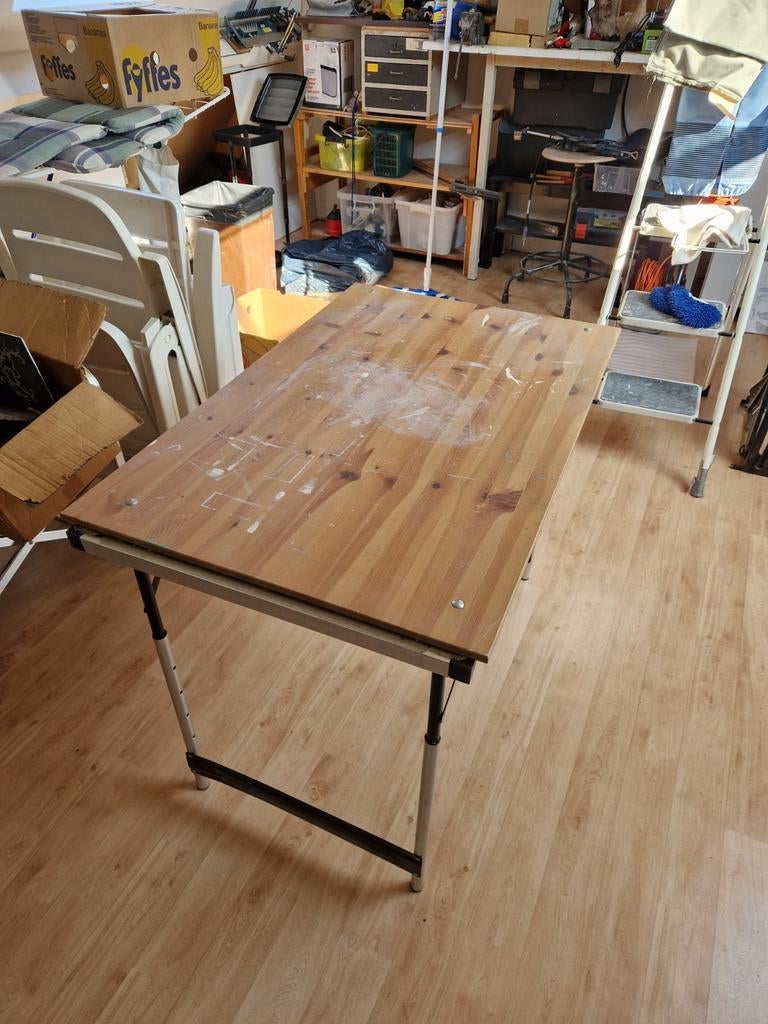 Knutsel tafel. 99x63x74., Huis en Inrichting, Tafels | Eettafels, Ophalen, Rechthoekig, 50 tot 100 cm