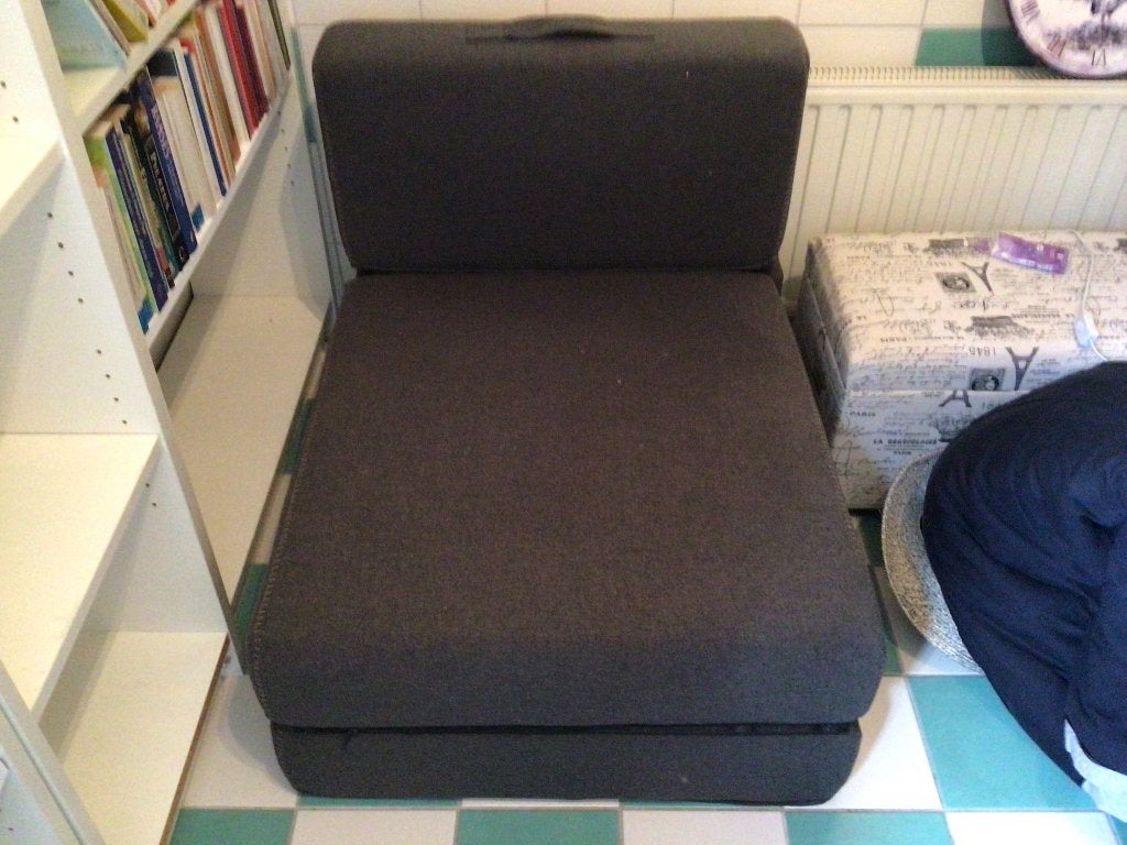 Slaapbankje, Huis en Inrichting, Banken | Sofa's en Chaises Longues, Ophalen, Strak, Eenpersoons, Zo goed als nieuw