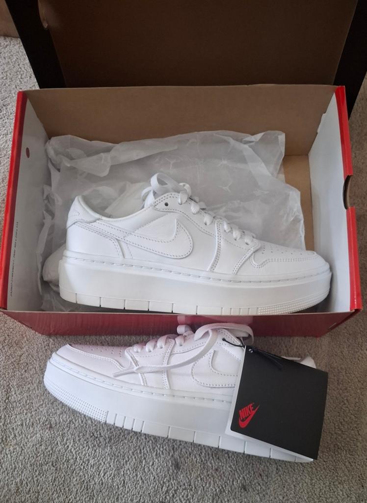 Dames nike, Wit, Nike, Nieuw, Ophalen of Verzenden