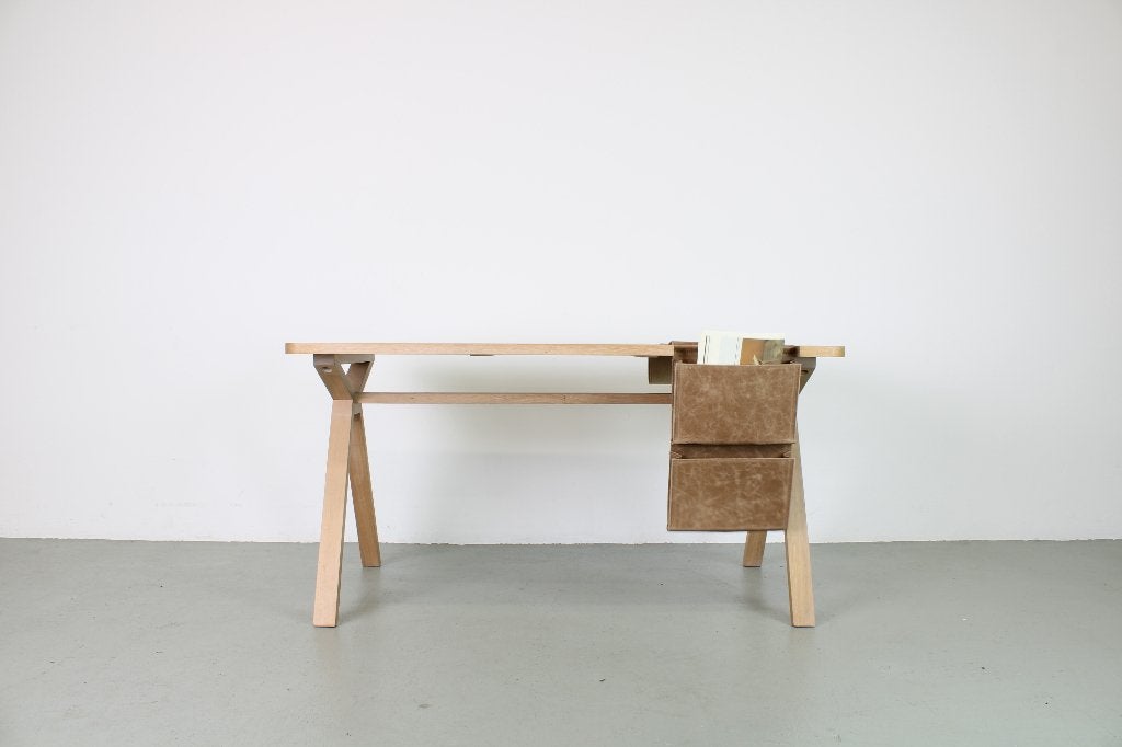WeWood bureau Bolsa, Eiken met wit pigment, Ophalen, 144 cm, Zo goed als nieuw, Computerbureau
