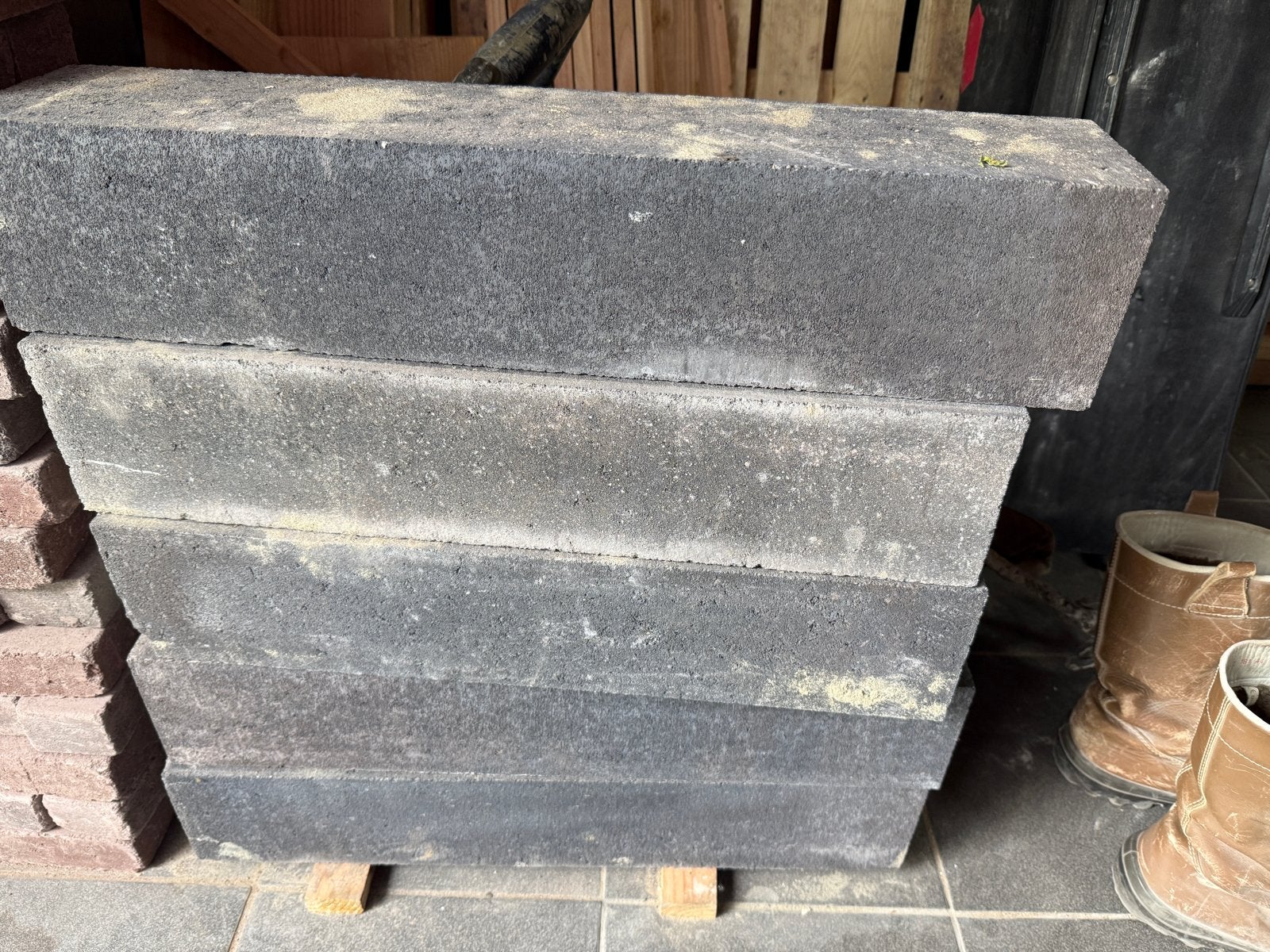 Wallblock New 60x12x12 cm brons - 4 heel, 2 halve, 2 beschad, Ophalen, Gebruikt, Bruin, Overige typen