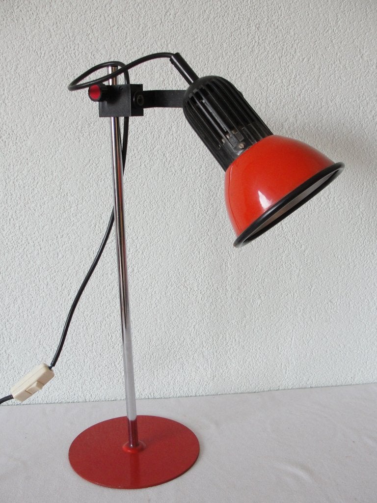Vintage bureaulamp van Massive, spot op stang, in rood - zwa, Ophalen of Verzenden, Huis en Inrichting