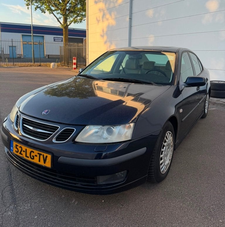 Saab 9-3 Sport Sedan 2.0t Vector Nap Airco APK 30-05-2027 Pa, Voorwielaandrijving, 1998 cc, Gebruikt, Beige