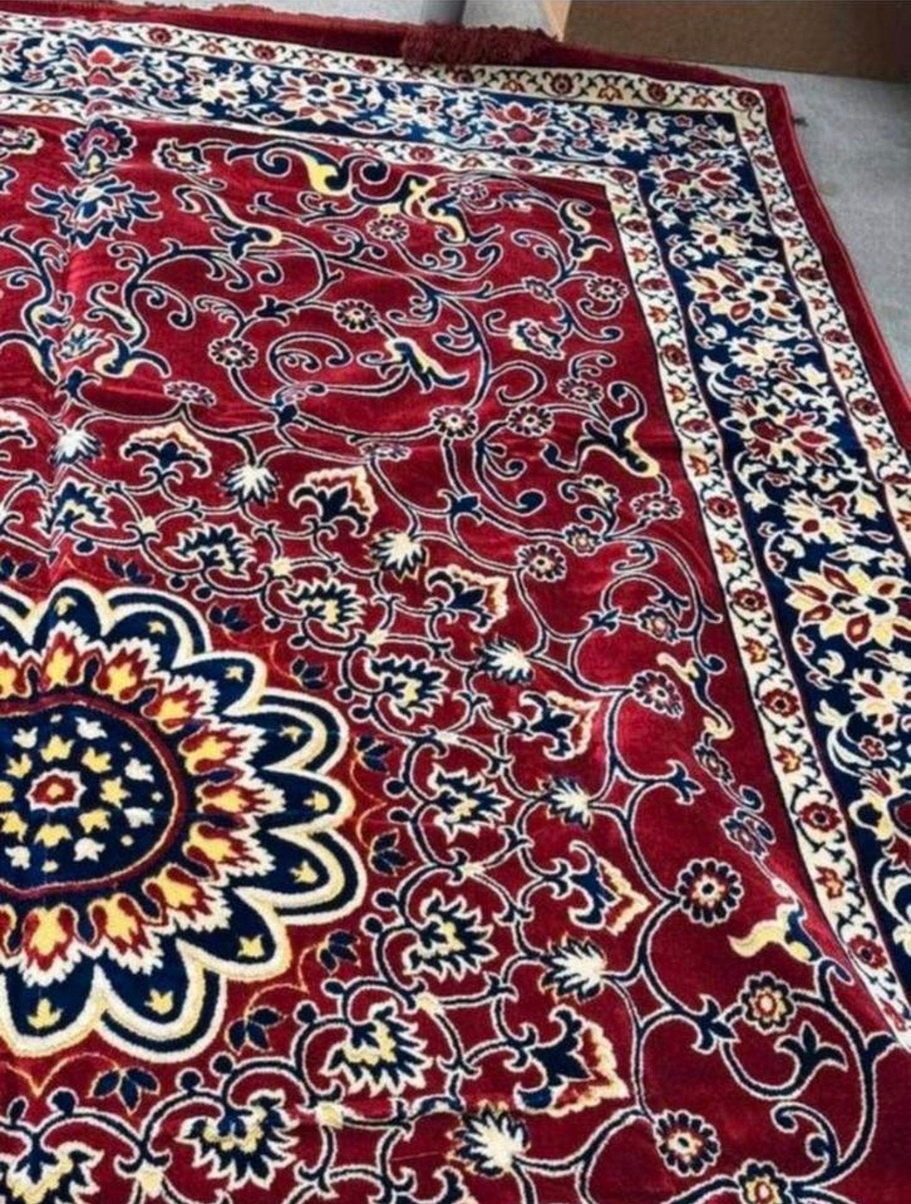 Perzisch tapijt 290 x 195 cm rood medaillon als nieuw Kleed, Ophalen of Verzenden