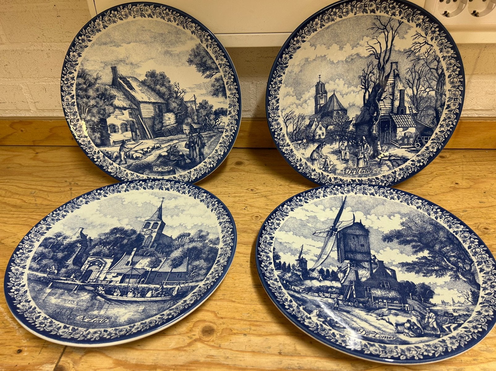 4 jarige tijden Delfts blauw, Antiek en Kunst, Antiek | Wandborden en Tegels, Ophalen