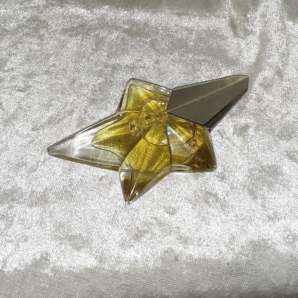 Luxe parfum mini -  Thierry mugler angel liggend 2, Ophalen of Verzenden, Zo goed als nieuw, Miniatuur, Gevuld