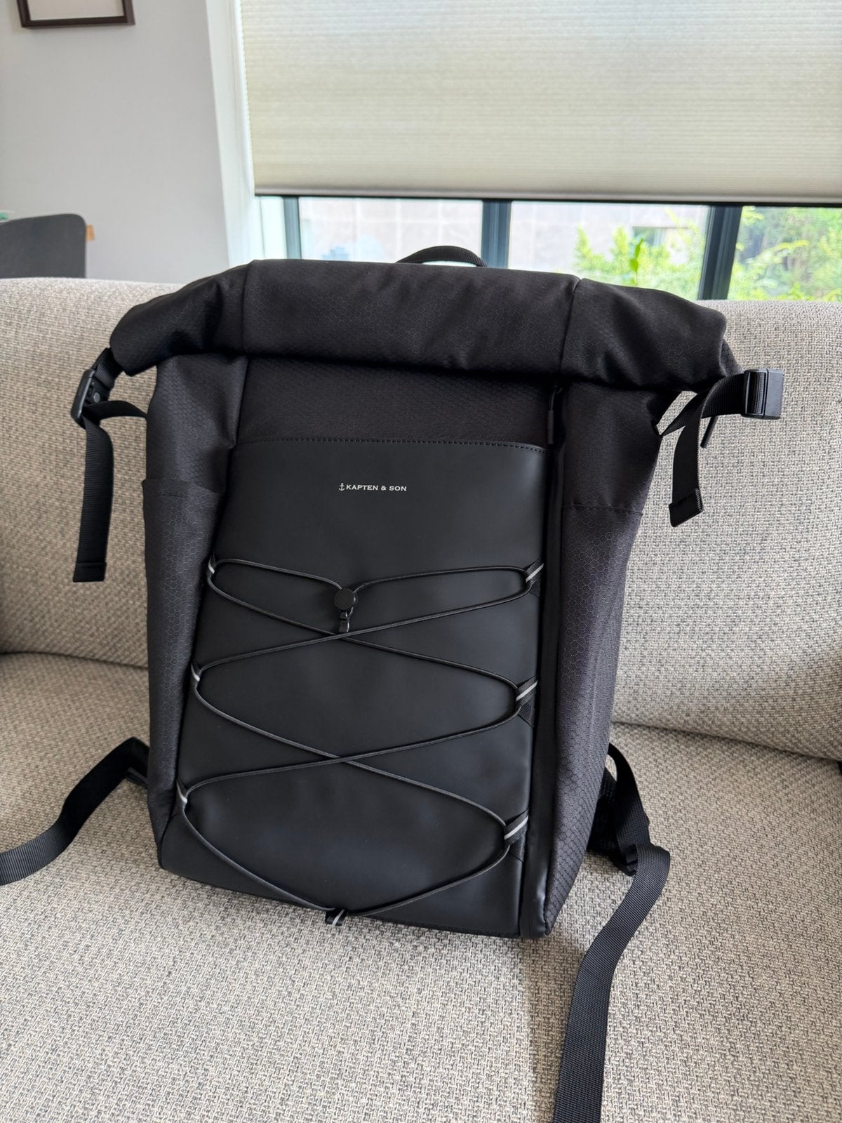 Kapten & Son Yoho All Black 24-30L Rugzak, 25 tot 40 cm, Zo goed als nieuw, Waterdicht, Ophalen