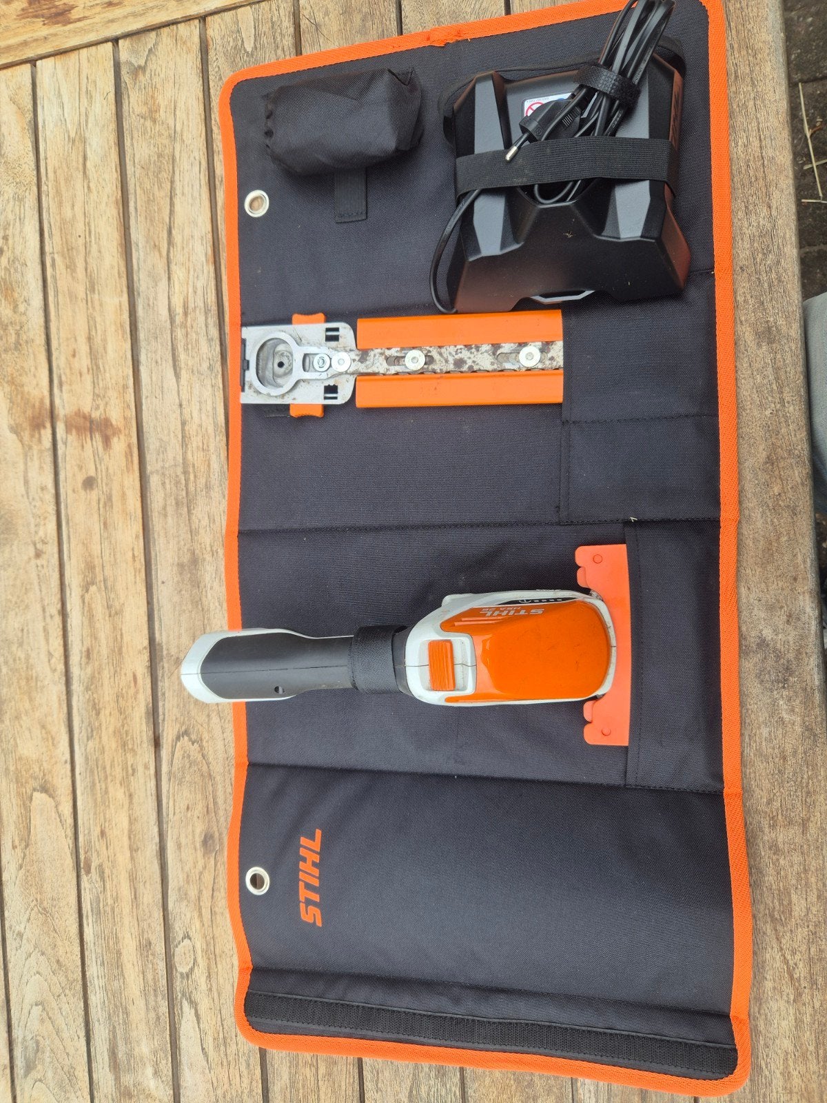 Stihl accu gereedschap set compleet, Ophalen