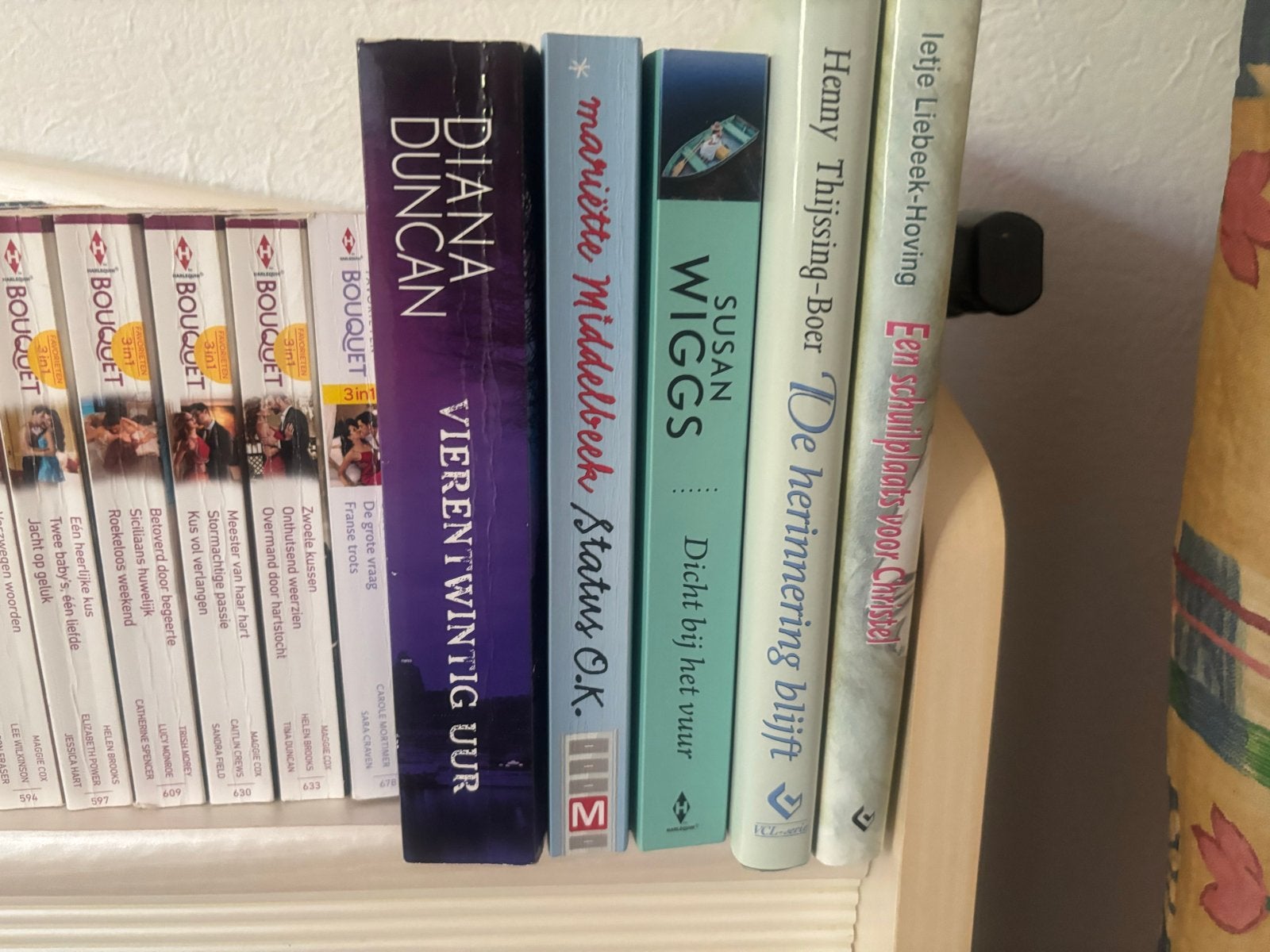 Grote collectie Bouquet en Dokters romans, Boeken, Ophalen of Verzenden, Gelezen, Nederland