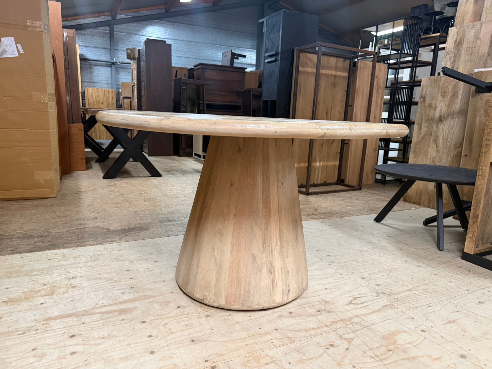 Japandi Style eettafel 130cm Rond, geheel massief, Ophalen of Verzenden, Zo goed als nieuw, Rond, 100 tot 150 cm