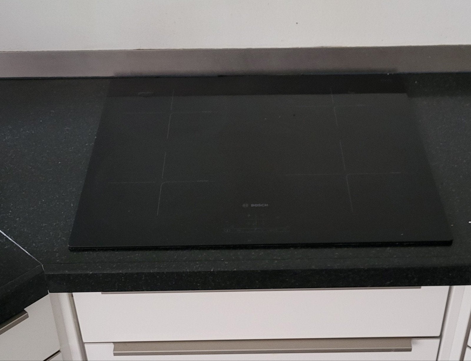 BOSCH inductiekookplaat, Witgoed en Apparatuur, Ophalen, 4 kookzones, Zo goed als nieuw, Inbouw