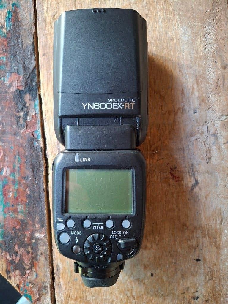 Yongnuo  YN600EX-RT II flitser   Canon +  zender YN-E3-RT II, Audio, Tv en Foto, Fotografie | Flitsers, Ophalen of Verzenden, Zo goed als nieuw