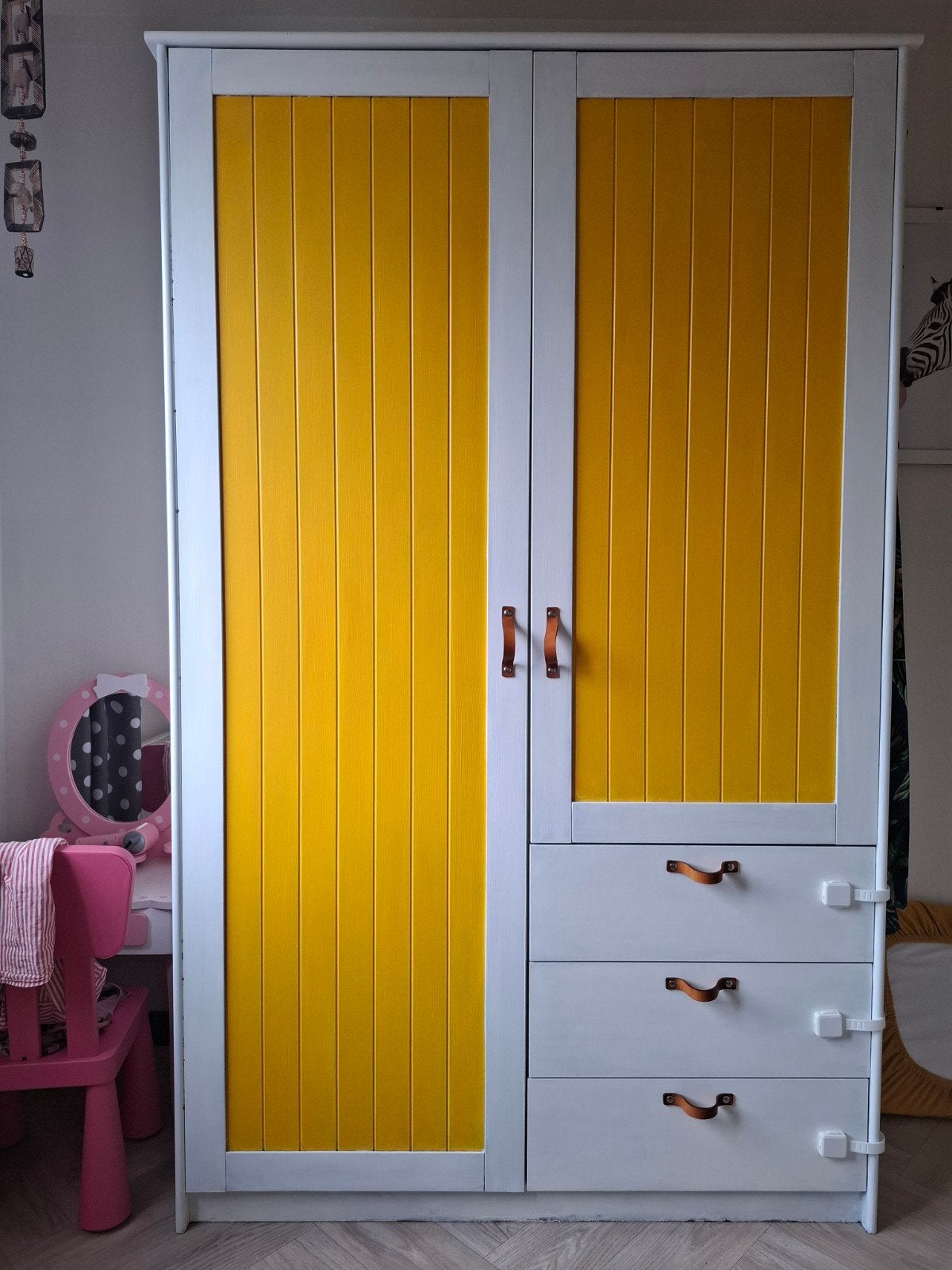 Complete hippe kinderkamer: kast, commode, wandplank, bed, Kinderen en Baby's, Kinderkamer | Commodes en Kasten, 50 tot 70 cm