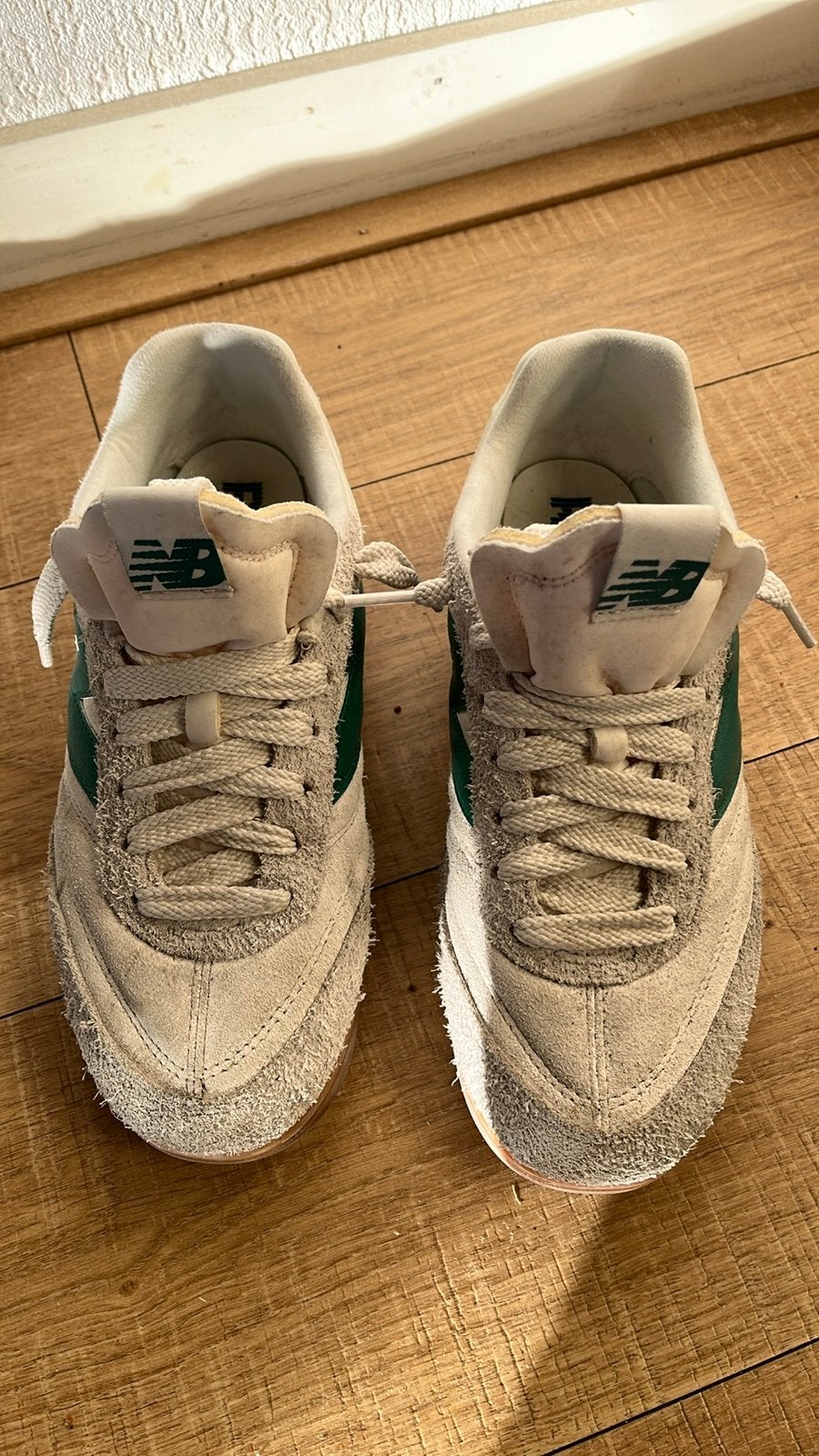 New Balance sneakers maat 40 als nieuw lage schoenen creme, Ophalen of Verzenden, Zo goed als nieuw, Schoenen