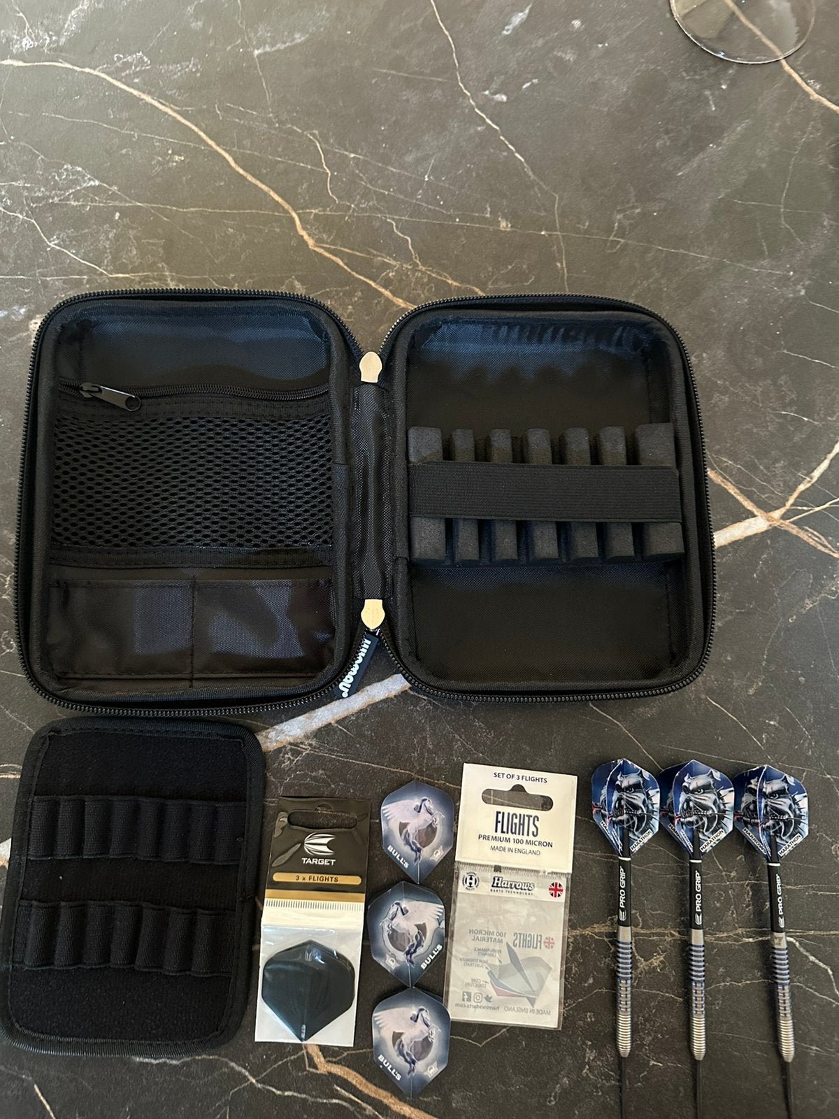 Bull's Blue Pegasus A 95% incl accessoires, Ophalen of Verzenden, Zo goed als nieuw, Pijlen