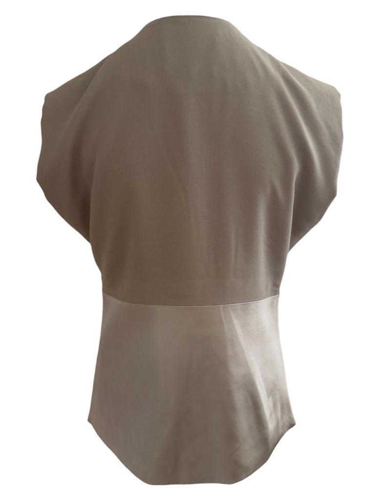 Yaya gilet S, Beige, Ophalen of Verzenden, Zo goed als nieuw
