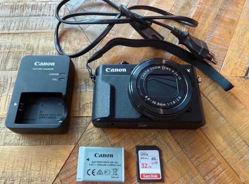 Canon PowerShot G7 X Mark LaderAccu & 32GB SD-kaart