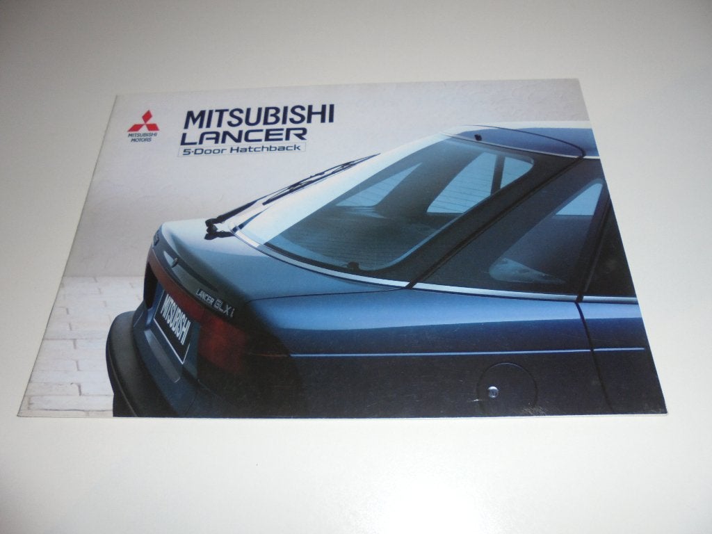 brochure Mitsubishi Lancer Hatchback  1990, Ophalen of Verzenden, Zo goed als nieuw, Mitsubishi