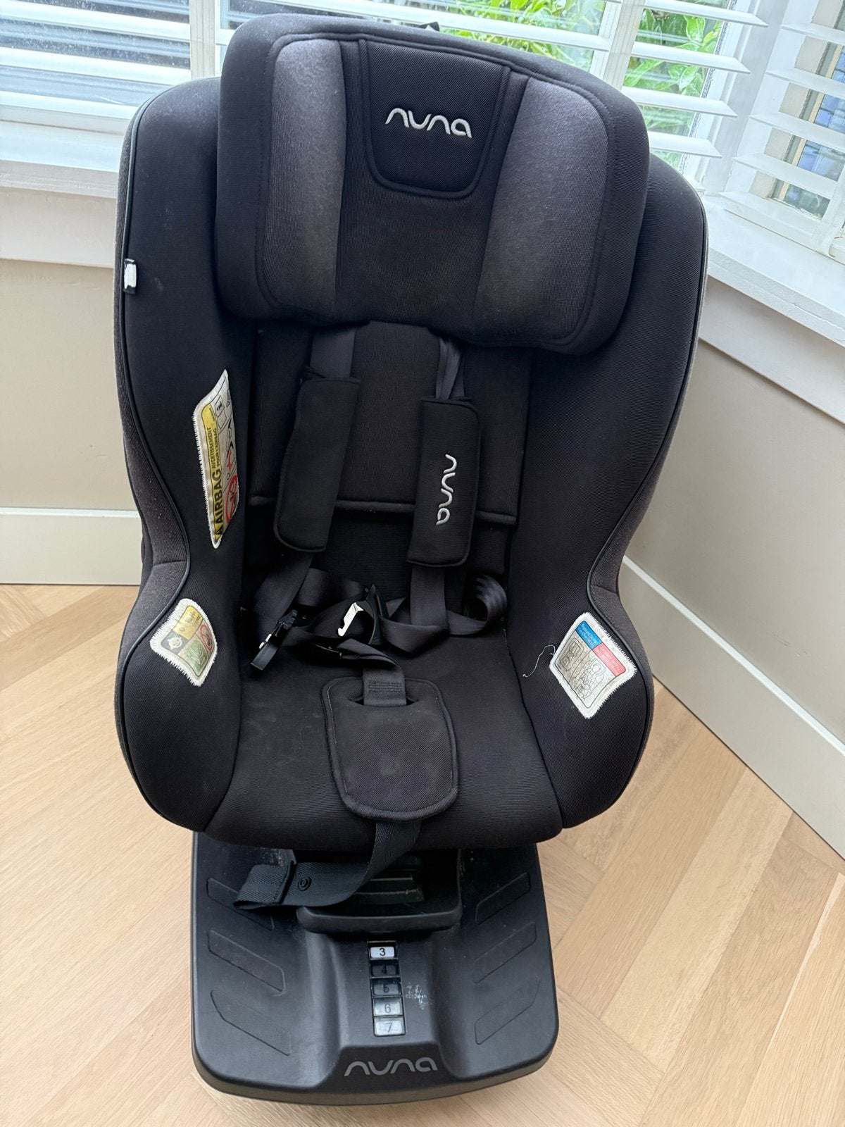 Nuna Rebl Basq autostoel - Zo goed als nieuw, 0 t/m 18 kg, Verstelbare rugleuning, Zo goed als nieuw, Isofix