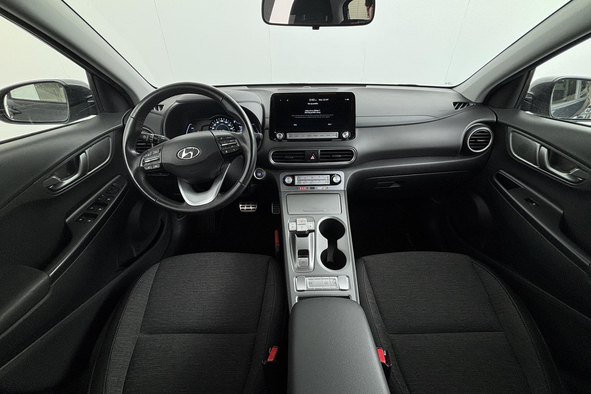 Hyundai Kona EV Comfort 64 kWh Volledig elektrisch genieten, Auto's, Stof, Gebruikt, Origineel Nederlands, 64 kWh