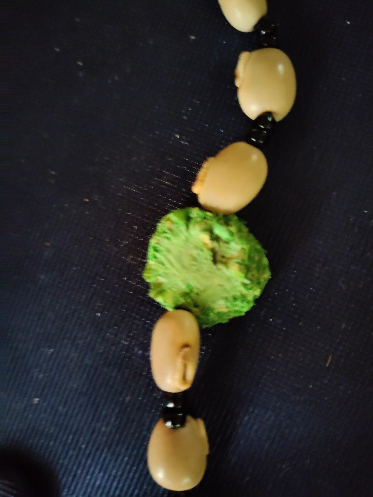 Afrikaanse ketting met handgemaakte kralen ., Sieraden, Tassen en Uiterlijk, Kettingen, Ophalen of Verzenden, Nieuw, Overige materialen