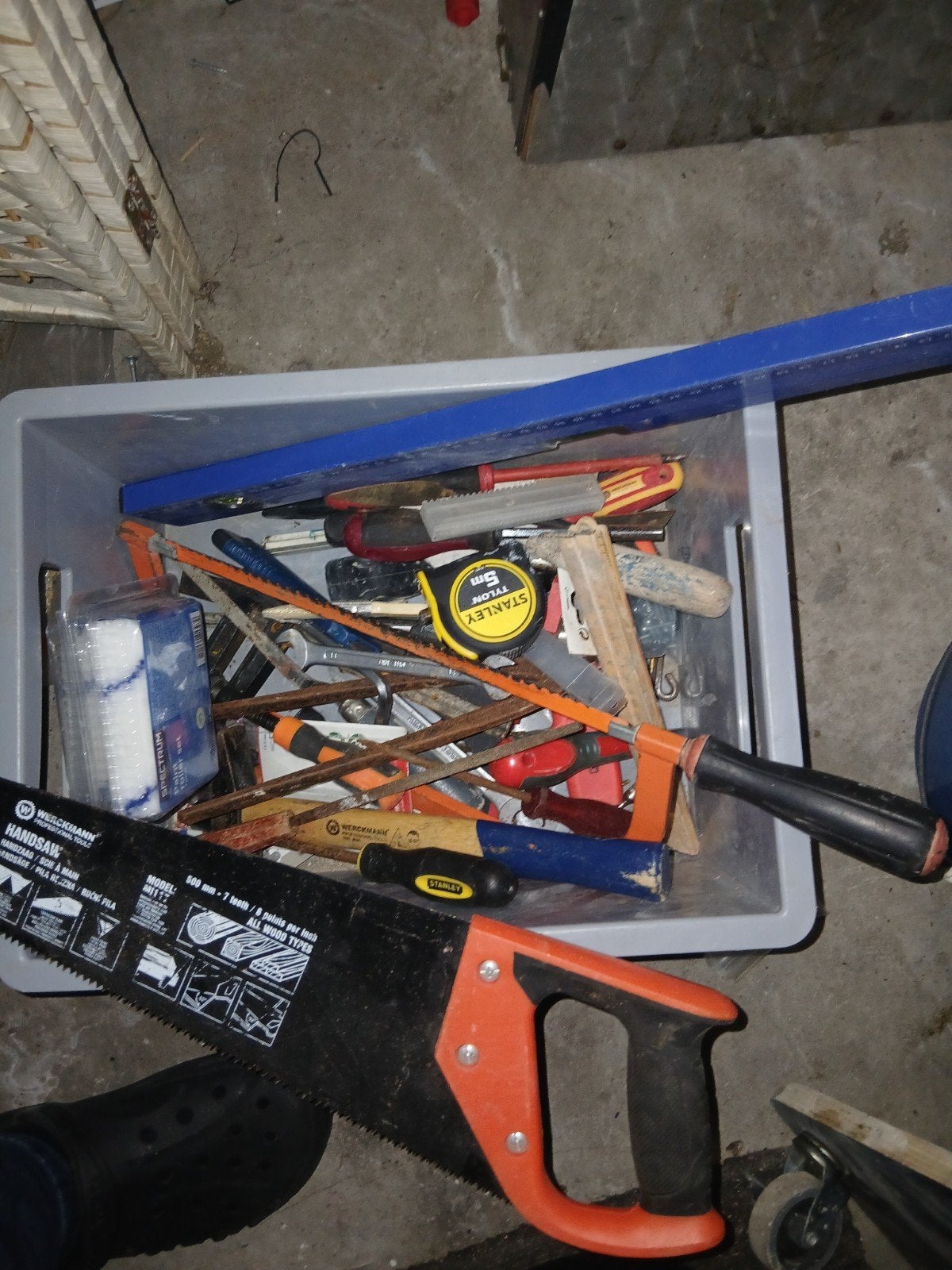 schroevendraaiers, zagen, kniptangen,, Ophalen of Verzenden