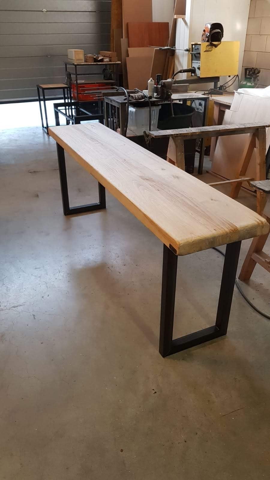 V-Lab Sidetable - Robuust Houten Blad met Stalen Poten, Huis en Inrichting, Tafels | Sidetables, Gebruikt, 200 cm of meer, Industrieel, Modern