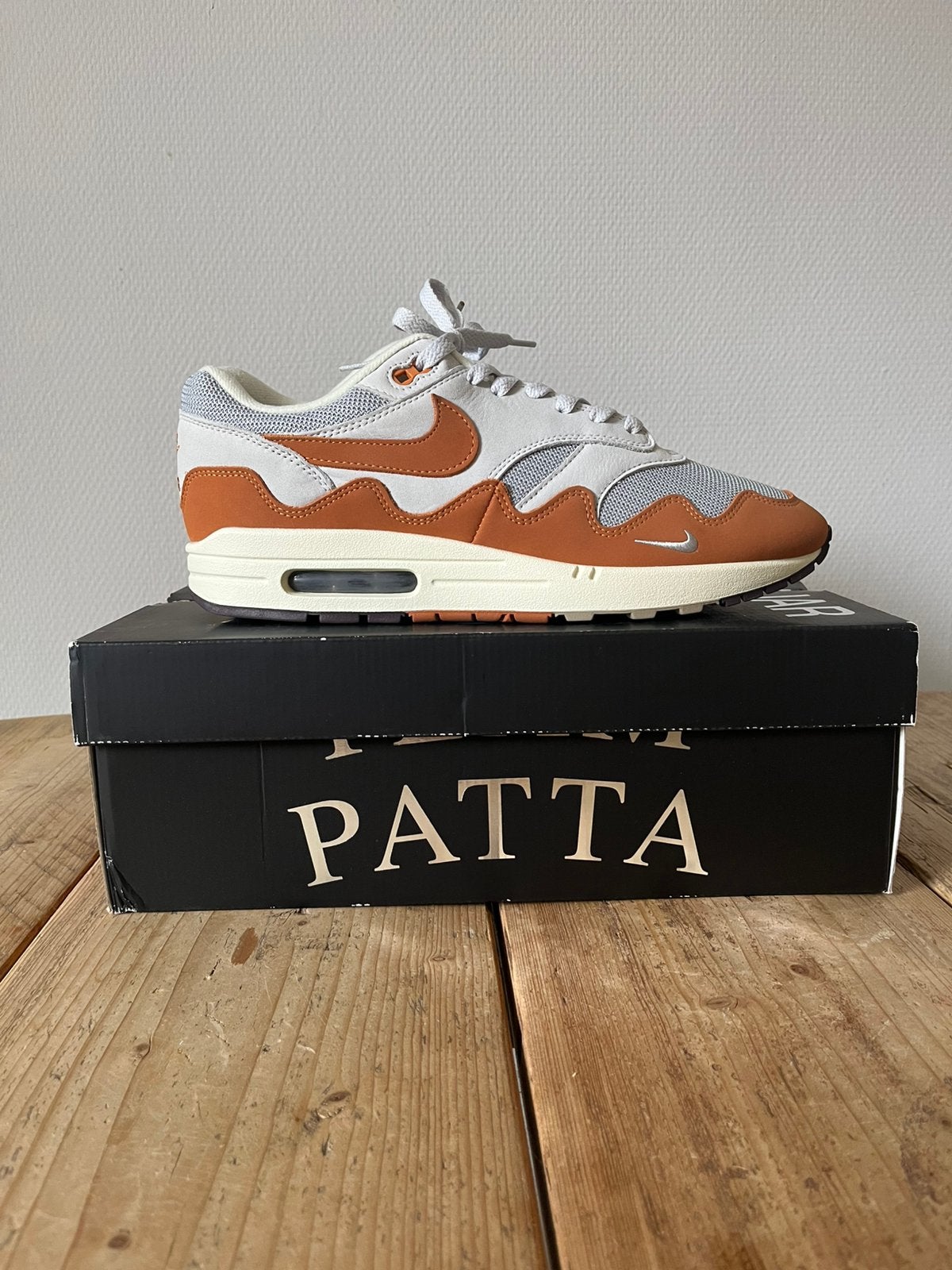 Nike Air Max 1 Patta Monarch maat 45 perfecte staat, Overige kleuren, Ophalen of Verzenden, Sneakers of Gympen, Zo goed als nieuw