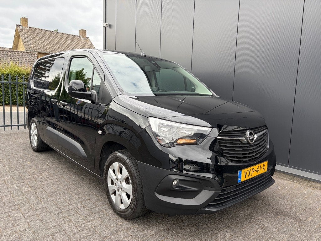 Opel COMBO 1.5D L2H1 Navi Camera Cruise PDC Achterdeuren Spo, Auto's, Voorwielaandrijving, 1416 kg, 4 cilinders, Zwart