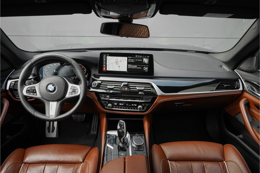 BMW 5 Serie Touring 530i High Executive M-Sport Pano Laser A, Automaat, Achterwielaandrijving, Gebruikt, Euro 6