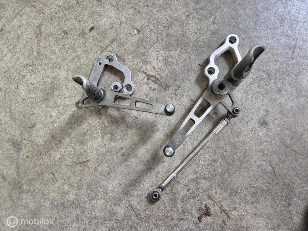 Voetsteun voetsteps titanium 851 Paso 750 906 907 Sport 750, Motoren, Onderdelen | Ducati, Gebruikt, Factorystore.service@ducati.com