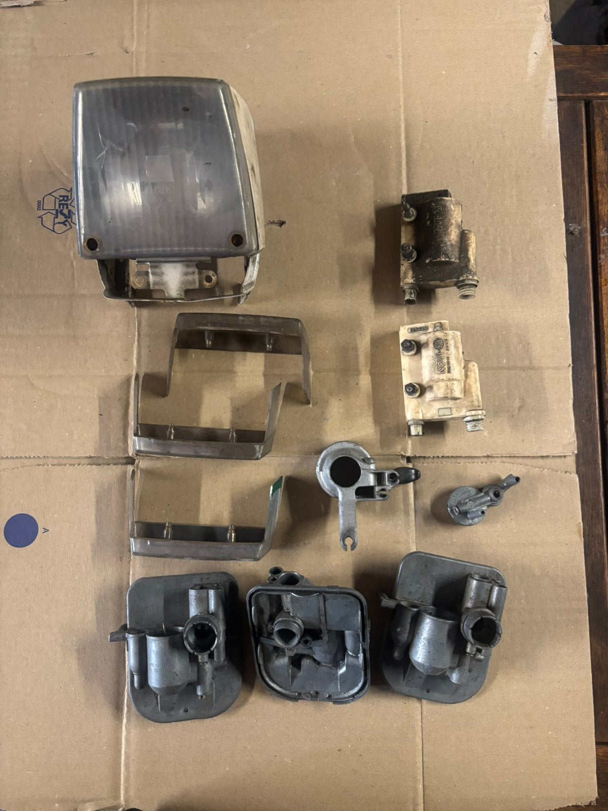 Set onderdelen voor motobecane/bromfiets, Fietsen en Brommers, Ophalen of Verzenden, Koplamp