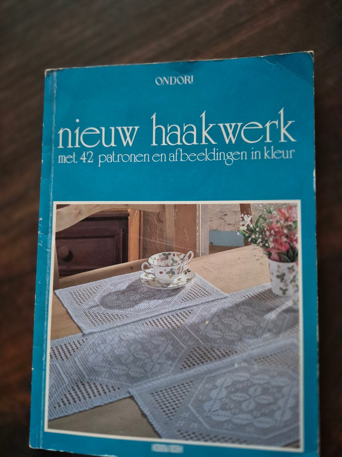 Nieuw haakwerk,  42 haakpatronen, Ophalen of Verzenden, Zo goed als nieuw, Haken, Patroon of Boek