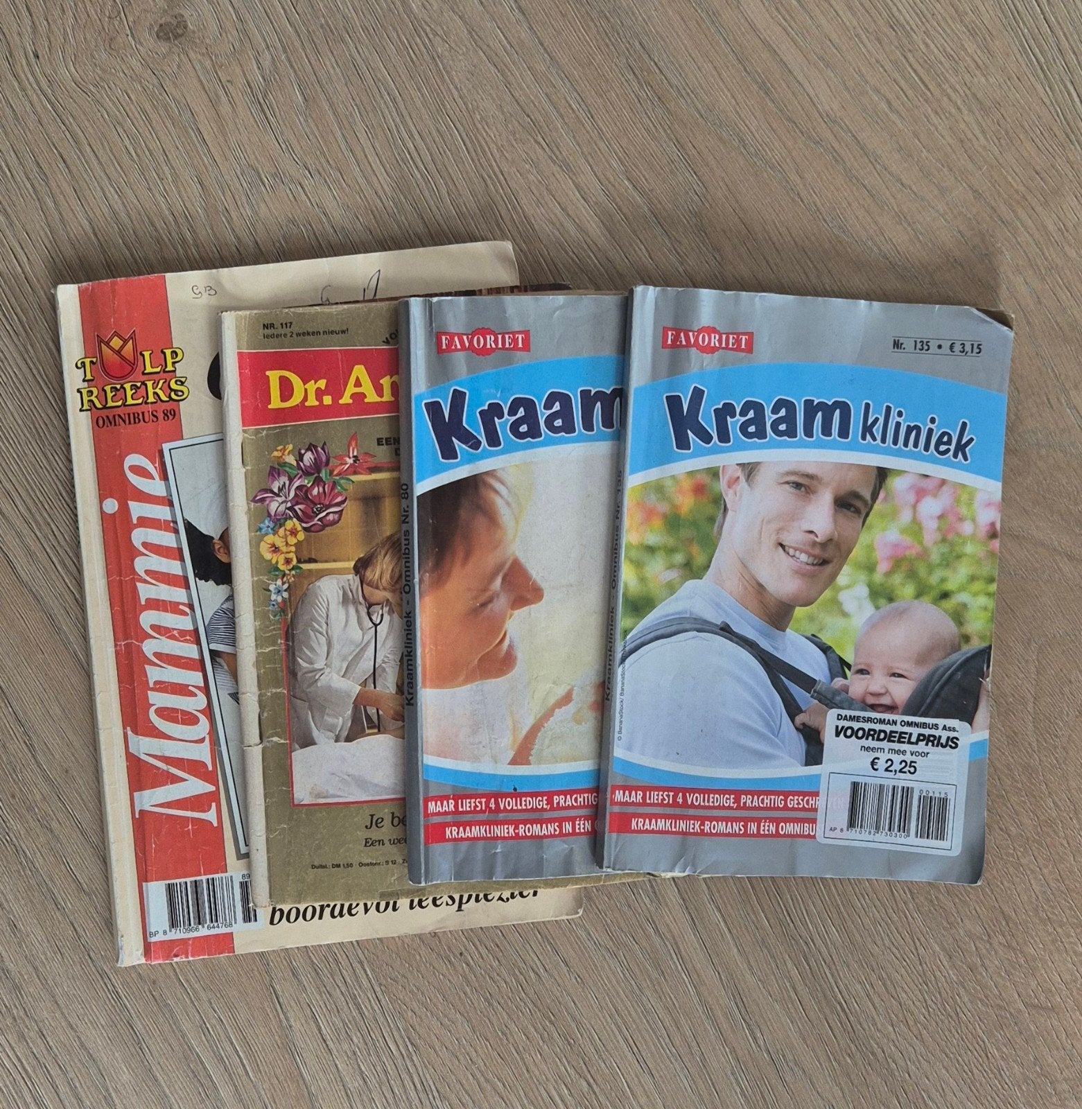 Favoriet Romans 4 stuks, Ophalen of Verzenden, Gelezen