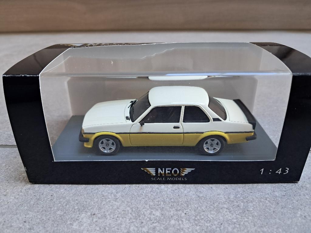 Miniatuur Opel Ascona B i2000 1:43, Ophalen of Verzenden, Zo goed als nieuw, Auto, Overige merken