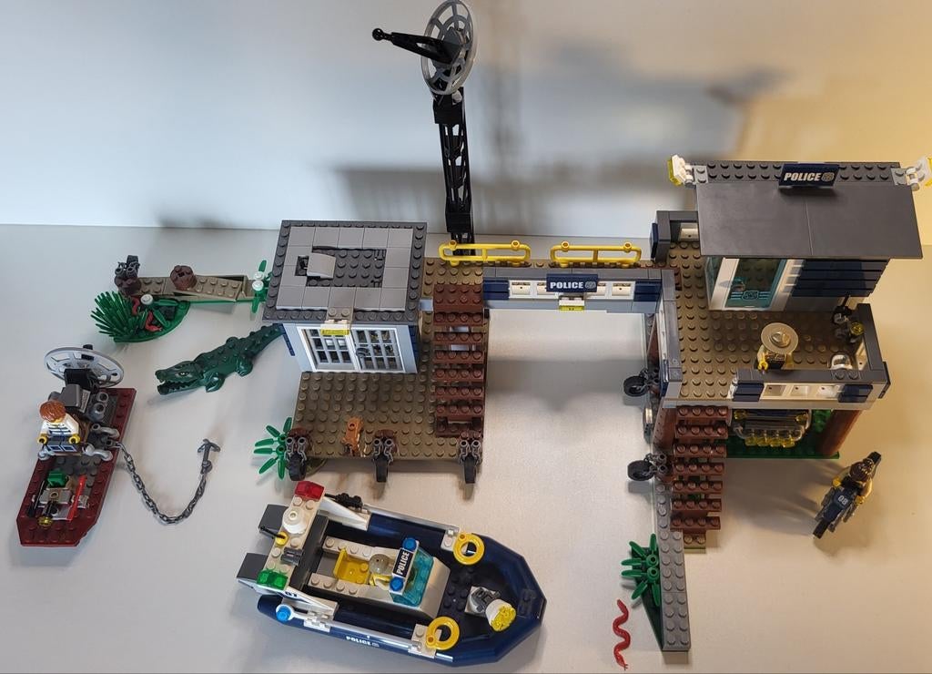 Lego 60069 Swamp Police Station, Verzenden, Gebruikt, Complete set, Lego