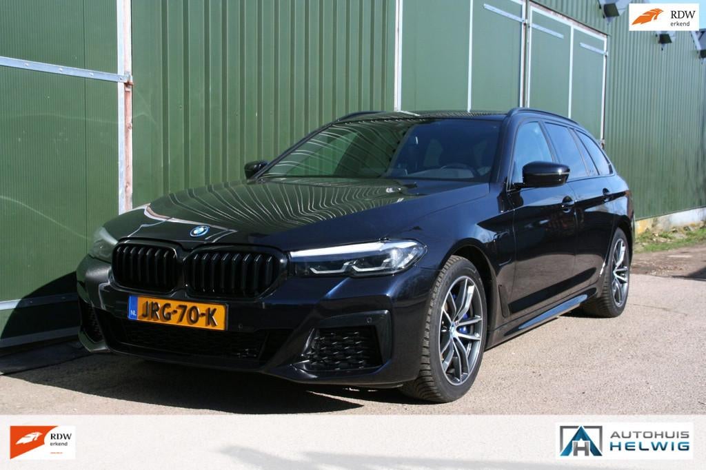 BMW 5-serie Touring 530e xDrive M-SPORT, SOH 94% ZWART LEER,, 1998 cc, 1935 kg, Gebruikt, 4 cilinders