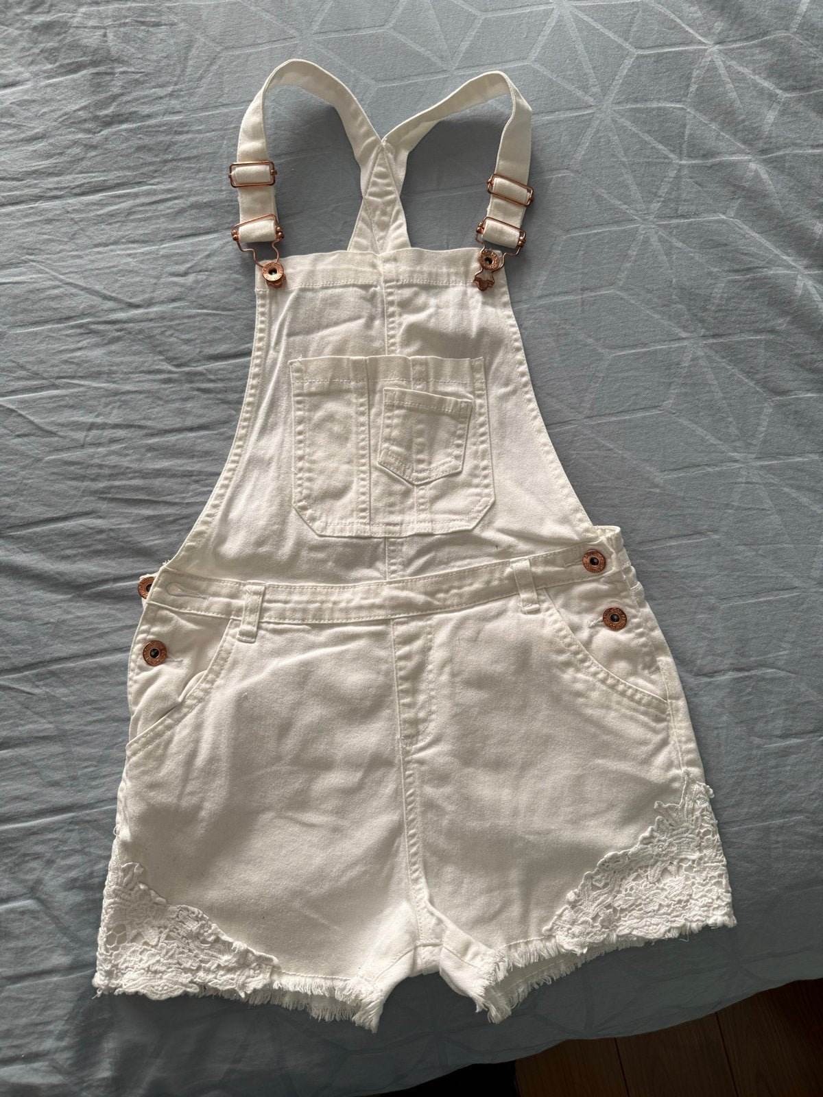 Witte Denim Co. tuinbroek short, maat 152 (11-12 jaar), Kinderen en Baby's, Kinderkleding | Overige, Ophalen of Verzenden, Gebruikt