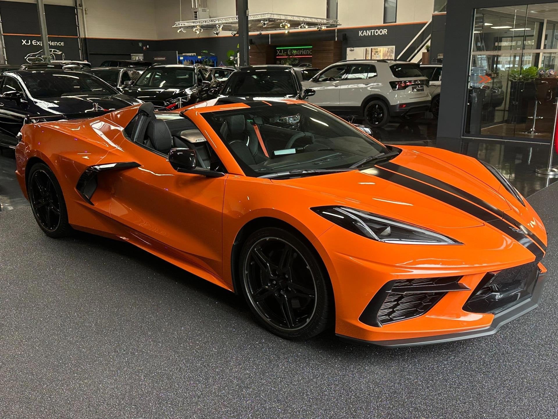 Chevrolet Corvette C8 Stingray Cabrio 3LT 70th Anniversary C, Auto's, Automaat, Achterwielaandrijving, 495 pk, Overige kleuren