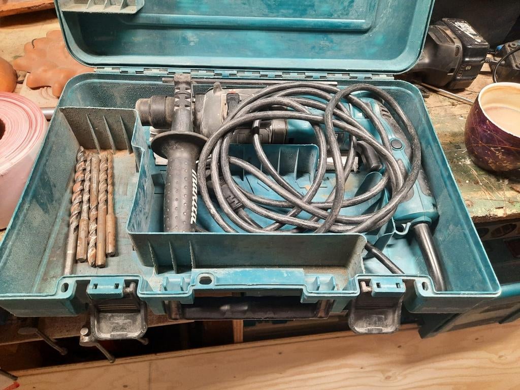 Makita klopboor machine op stroom. Incl borren., Doe-het-zelf en Verbouw, Gereedschap | Boormachines, Ophalen of Verzenden