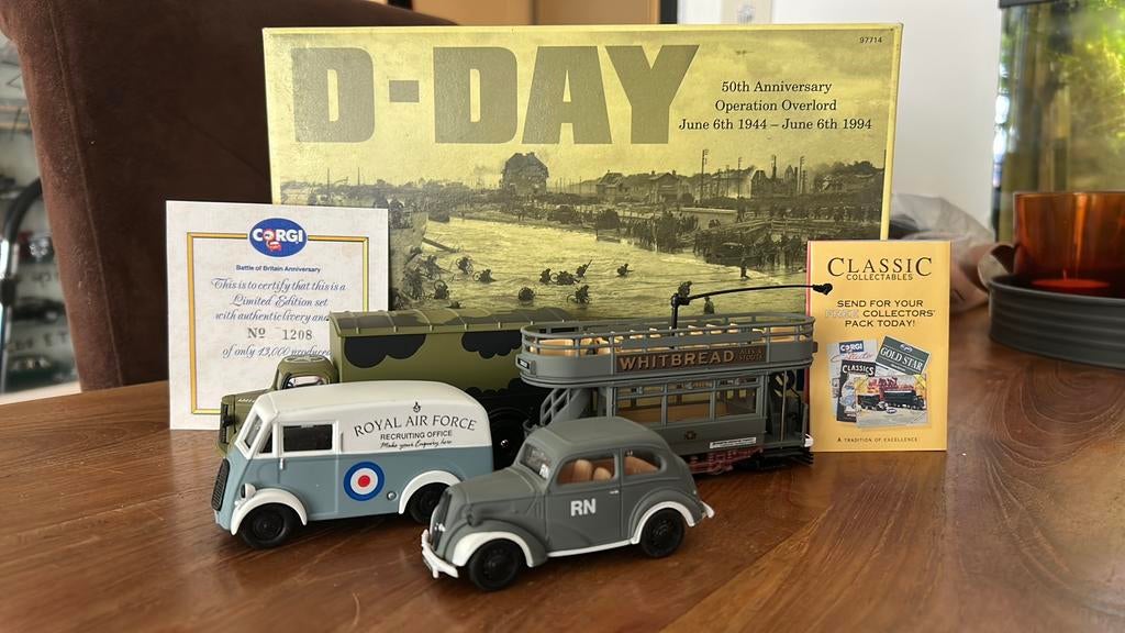 Corgi 50th Anniversary ’Operation Overlord’, Ophalen of Verzenden, Zo goed als nieuw, Auto, Corgi