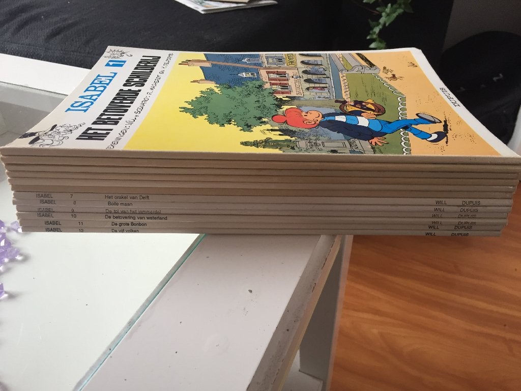 Isabel serie 1 t/m 12 geheel compleet plus special., Boeken, Complete serie of reeks, Ophalen of Verzenden, Zo goed als nieuw
