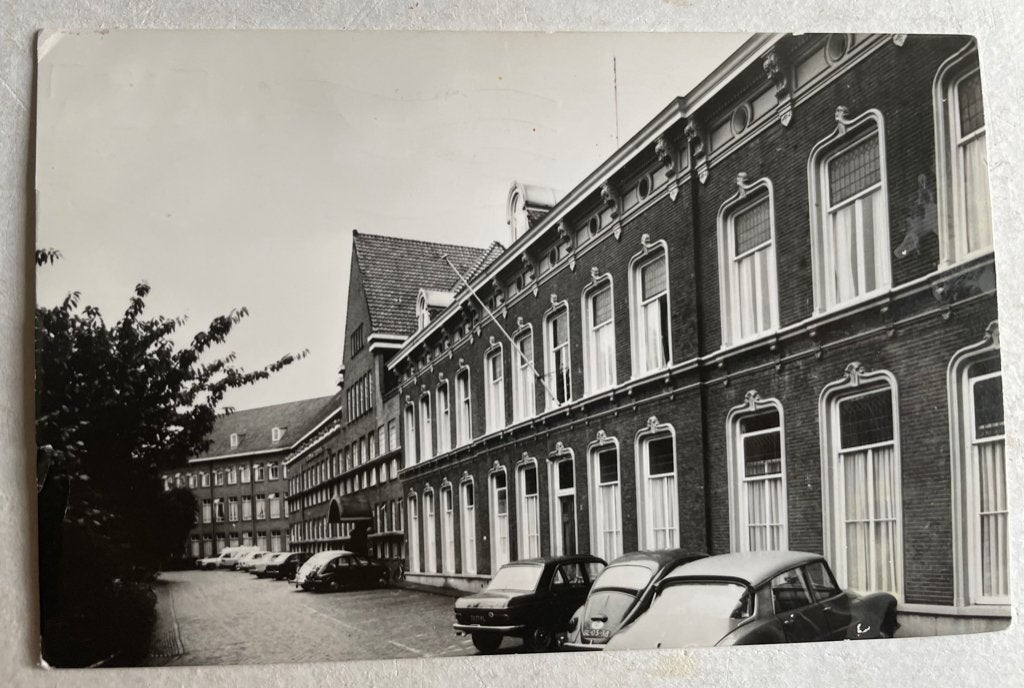 ak 's-Hertogenbosch, Carolus ziekenhuis, Citroën DS, Snoek., Verzenden, 1960 tot 1980, Noord-Brabant