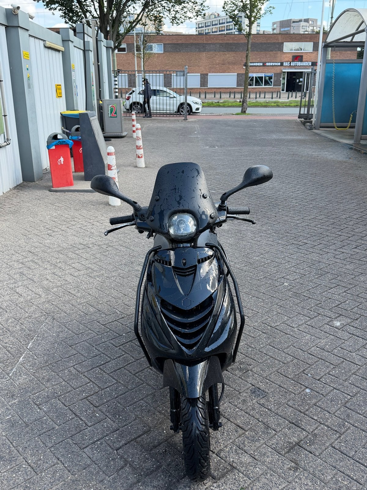 Piaggio Zip met veel nieuwe onderdelen en begrenzer, Ophalen of Verzenden, Gebruikt, Maximaal 45 km/u
