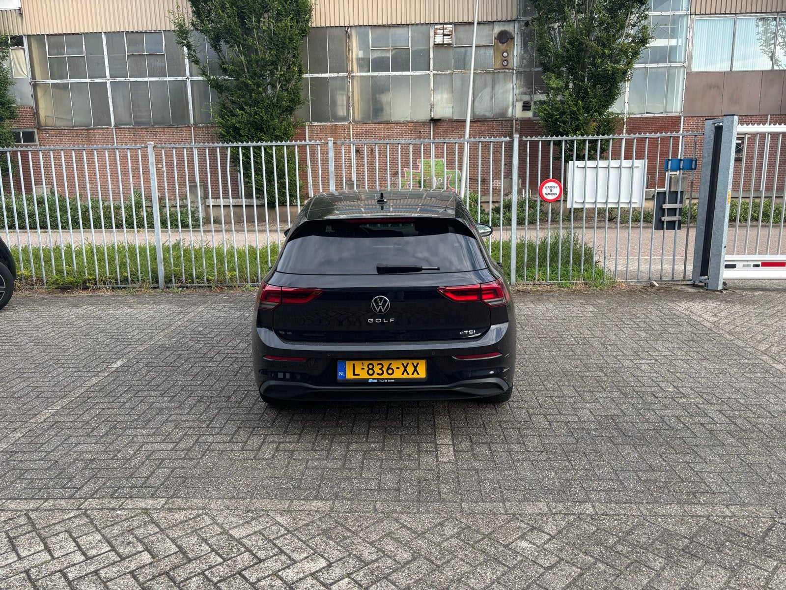 Volkswagen Golf 1.5 Etsi 150pk 7-DSG 2020 Zwart, Auto's, Stof, 1498 cc, 4 cilinders, Zwart